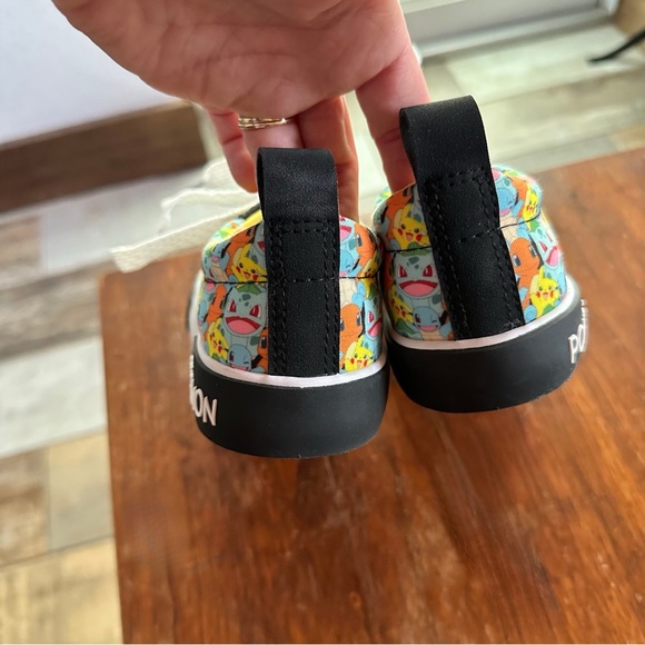 Pokémon Kids Sneakers EUC - Picture 4 of 8